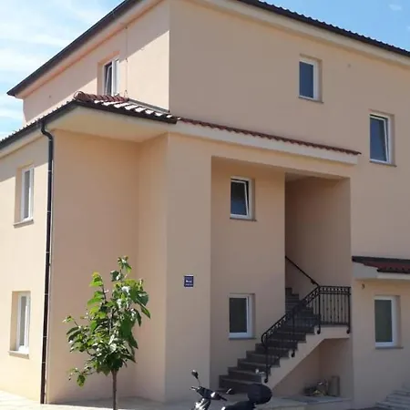 Apartments Leondori Krk Town Exterior photo