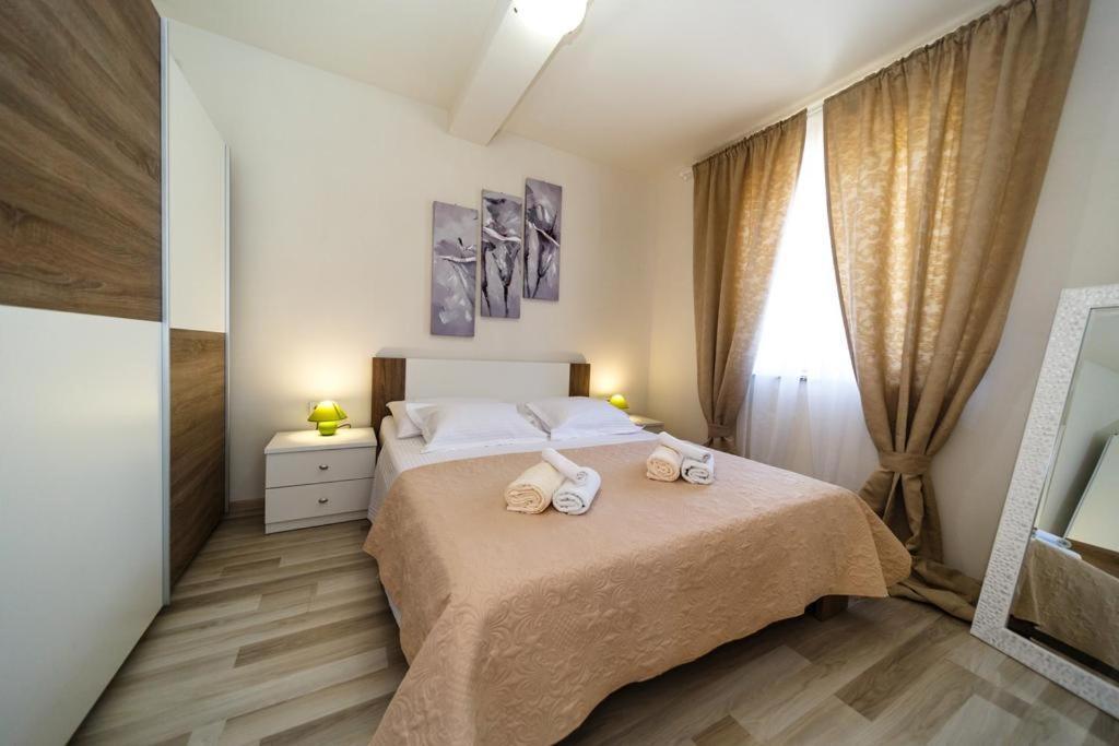 Leondori Apartamento *